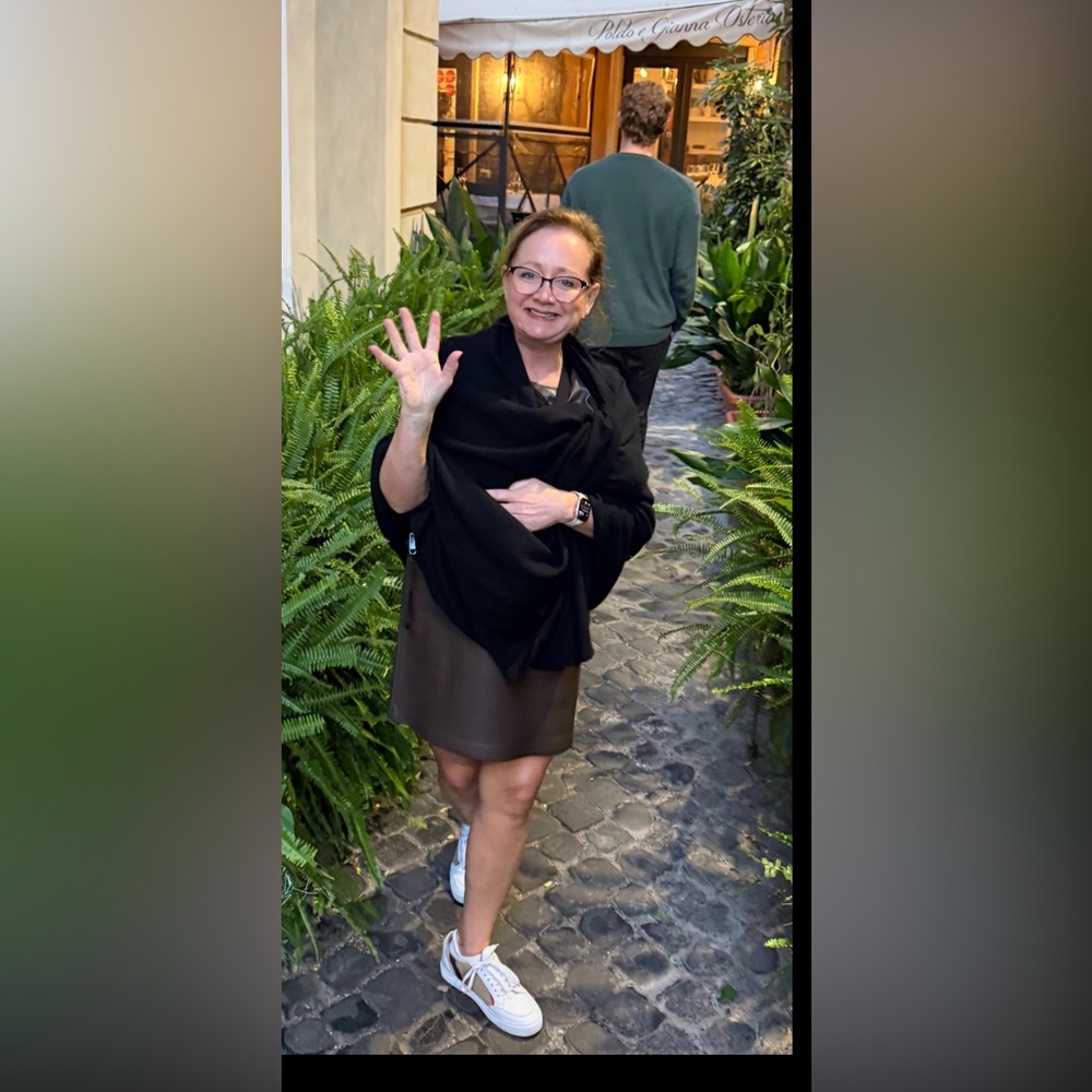 Meet your Posher, Norine